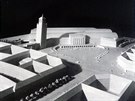 Sádrový model praského hlavního nádraí od architekta Siegfrieda Theisse z...