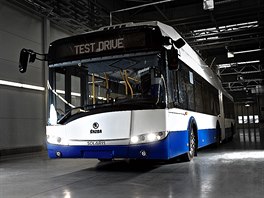 Od trolejbus k vlakm. Podnikatel Petr Kellner koupil kodu Transportation....