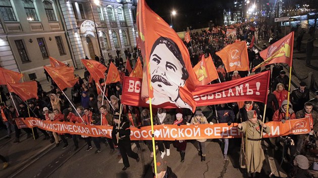 Komunistické oslavy 100. výročí VŘSR v Petrohradě (7.listopadu 2017)