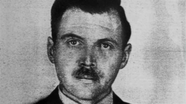 Andl smrti Josef Mengele v roce 1956.  Kvli dokladm ho tehdy vyfotografovala argentinsk policie.