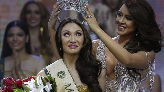 Vtzkou soute krsy Miss Earth 2017 se stala Filipnka Karen Ibascov.