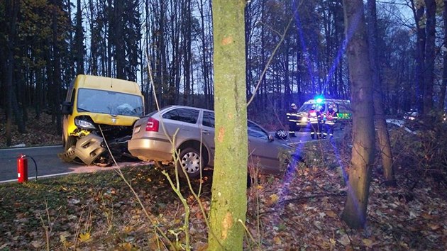 Dopravní nehoda tří osobních vozidel u obce Trnová na Tachovsku.