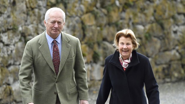 Lichtenštejnský kníže Hans Adam II. a jeho manželka Marie (Vaduz, 6. listopadu 2017)