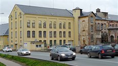 Továrna Peter - GFK v Kocbe�ích na Trutnovsku.