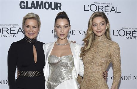 Yolanda Fosterov a jej dcery Bella a Gigi Hadidovy na Glamour Women of the...