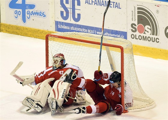 Branká Olomouce Branislav Konrád a jeho spoluhrá Vilém Burian.