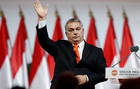 Maarský premiér Viktor Orbán bhem kongresu strany Fidesz (12. listopadu 2017)