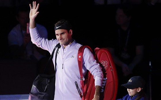 Roger Federer přichází na nablýskanou scénu, Turnaj mistrů v Londýně začíná.