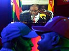 Zimbabwský prezident Robert Mugabe promlouvá k národu (19. listopadu 2017).