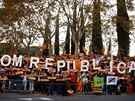 Statisíce lidí demonstrují v Barcelon za proputní osmi separatistických...