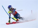 Mikaela Shiffrinov ve slalomu v Levi.