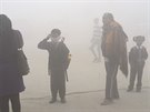 Indické Dillí je v tchto dnech zahalené do smogu.