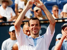 DRUHÝ TITUL. Tenista Radek tpánek získal v Los Angeles v roce 2007 druhý...