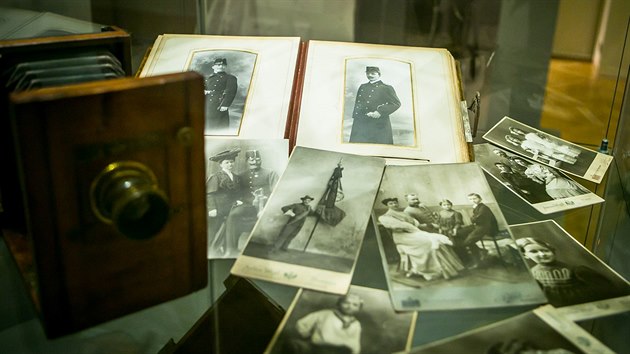 Druhé patro Jihočeského muzea zaplnila výstava  První světová válka - léta zkázy a bolesti. K vidění bude celý rok.