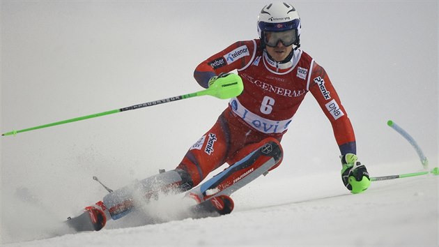 Henrik Kristoffersen ve slalomu v Levi.