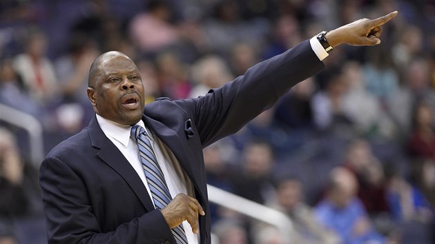 Patrick Ewing pi trenrsk premie u tmu Georgetownu