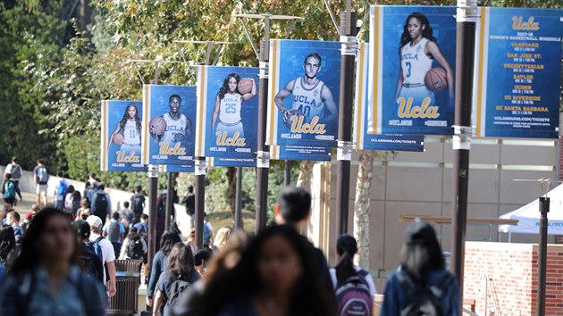 University of California Los Angeles (UCLA) startuje basketbalov sezona.
