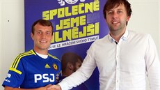 Šéf jihlavského klubu Jan Staněk po podpisu nové smlouvy se záložníkem FC...