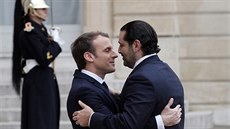 Francouzský prezident Emmanuel Macron se v Paíi setkal s libanonským...