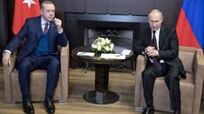 Ruský prezident Vladimir Putin se v Soči setkal se svým tureckým protějškem...