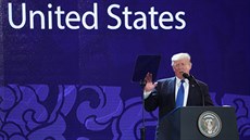 Donald Trump na summitu APEC ve Vietnamu (10. listopadu 2017)