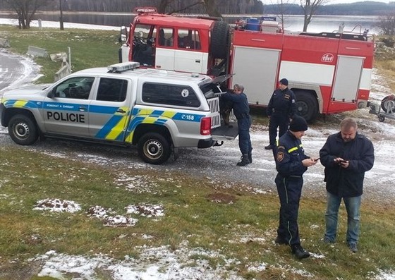 Policisté a hasiči pátrali po cizinci, který byl v Horní Plané naposledy...