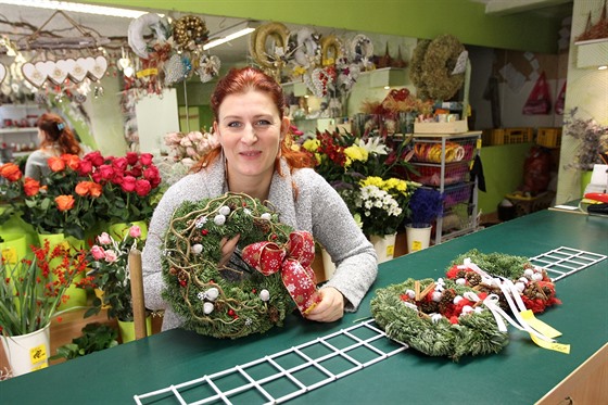 Vedoucí jihlavského kvtinového studia Trendy florist Barbora Konená se v...