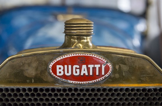 Součástí sbírky bugatek je i vůz, vyrobený jako třetí v pořadí.