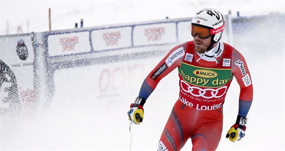 Kjetil Jansrud v cíli superobího slalomu v Lake Louise