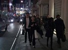 Britská policie vyetuje incident v londýnském metru. (24. listopadu 2017)