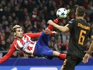 Antoine Griezmann z Atlétika Madrid stílí nádherný gól AS ím v utkání Ligy...