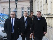 Soud s Janou Neasovou a trojici zpravodajc v kauze zneuit Vojenskho...