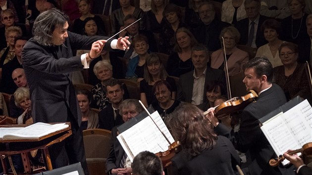 U České filharmonie poprvé hostoval světoznámý dirigent Vladimir Jurowski.
