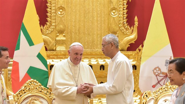 Pape na setkn s barmskm prezidentem (28. listopadu 2017)