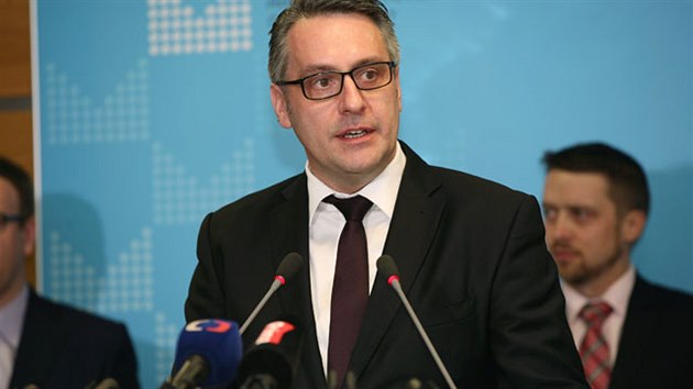 Lubomír Metnar během jmenování nových náměstků ministra Chovance.