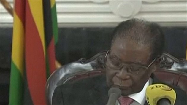 Svren zimbabwsk prezident Robert Mugabe odmtal rezignovat