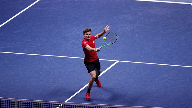 Belgick tenista David Goffin bhem nedln dvouhry ve finle Davis Cupu.