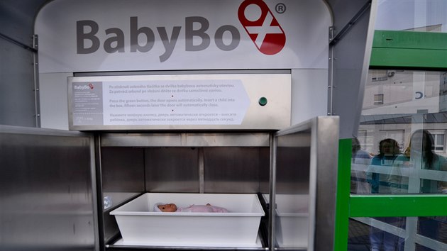 Oteven babyboxu nov generace v steck Masarykov nemocnici.