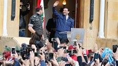 Příznivci Harírího v Bejrútu oslavují jeho stažení rezignace (22. listopadu...