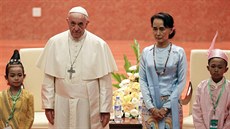 Pape na setkání se Su ij (28. listopadu 2017)