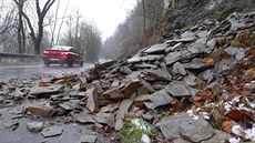 Sesuté kamení ze skal u Brandýsa nad Orlicí