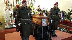Pohřeb Jaroslava Mevalda v Albrechticích v Jizerských horách.