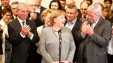 CDU a Zelení i pes neúspch pochválili Angelu Merkelovou za snahu neustále...