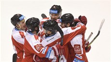 Hokejisté Olomouce slaví vítězství.