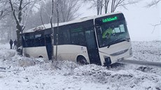 Nehoda autobusu u Ločenic.