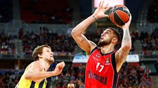 Jan Veselý (24) z Fenerbahce na fotografii z utkání s Bambergem.