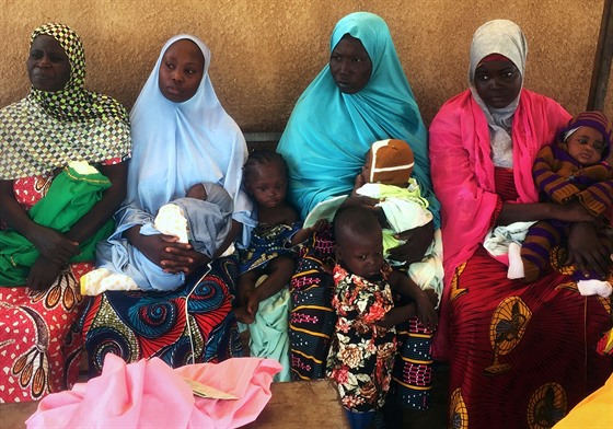 Klinika v nigerském Libore pomáhá enám se základy plánovaného rodiovství.