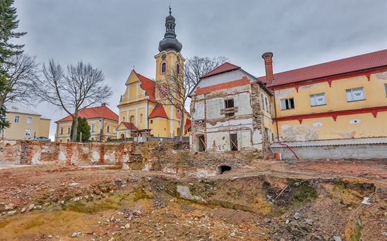 Na míst zchátralého pivovaru v centru Chýnova vyroste v nadcházejících letech...