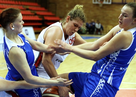 Zatímco jet v minulé sezon bojovaly basketbalisty Nymburku a Karlových Var proti sob, v novém roníku BL budou vystupovat ve spoleném týmu.