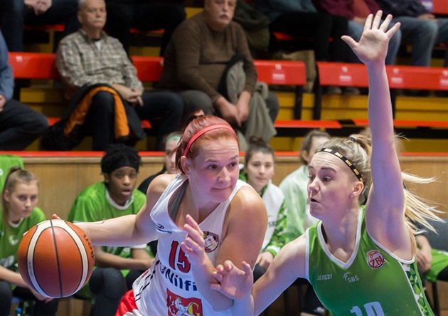 Basketbalistky USK vstoupí do ligového play off proti Ostravě